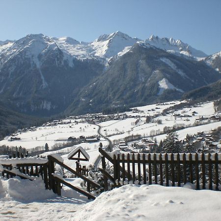 Gruppen Und Familienhof Falkenstein Hotel Кримл Екстериор снимка
