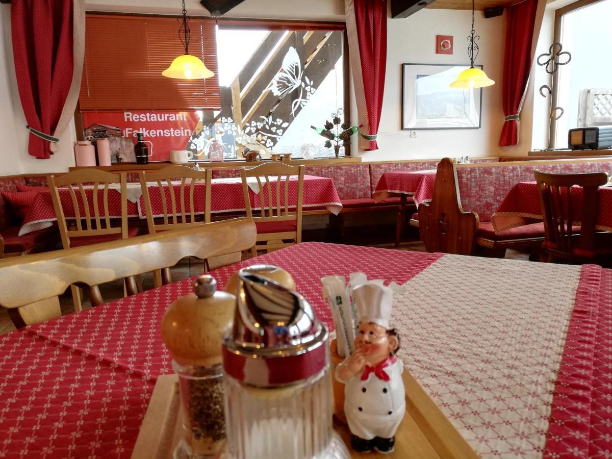 Gruppen Und Familienhof Falkenstein Hotel Кримл Екстериор снимка