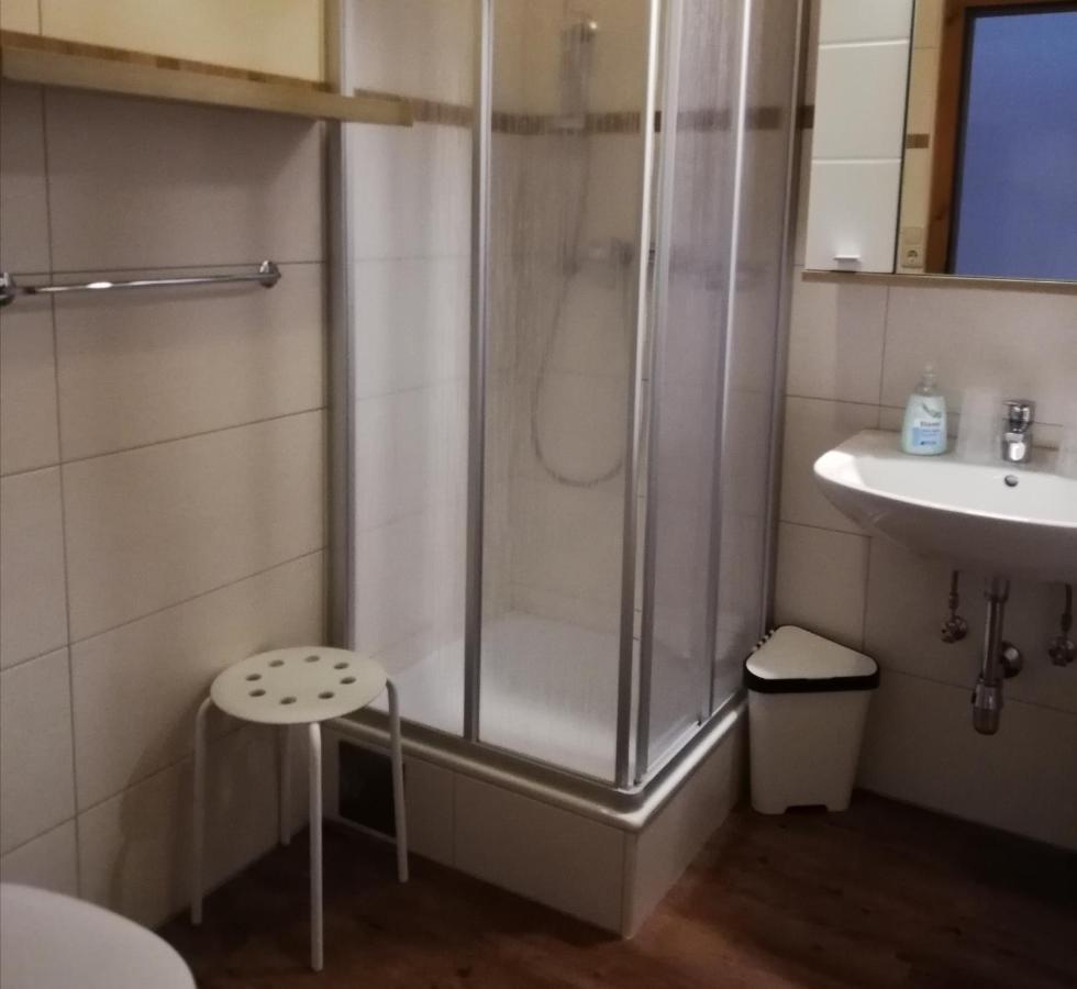 Gruppen Und Familienhof Falkenstein Hotel Кримл Екстериор снимка
