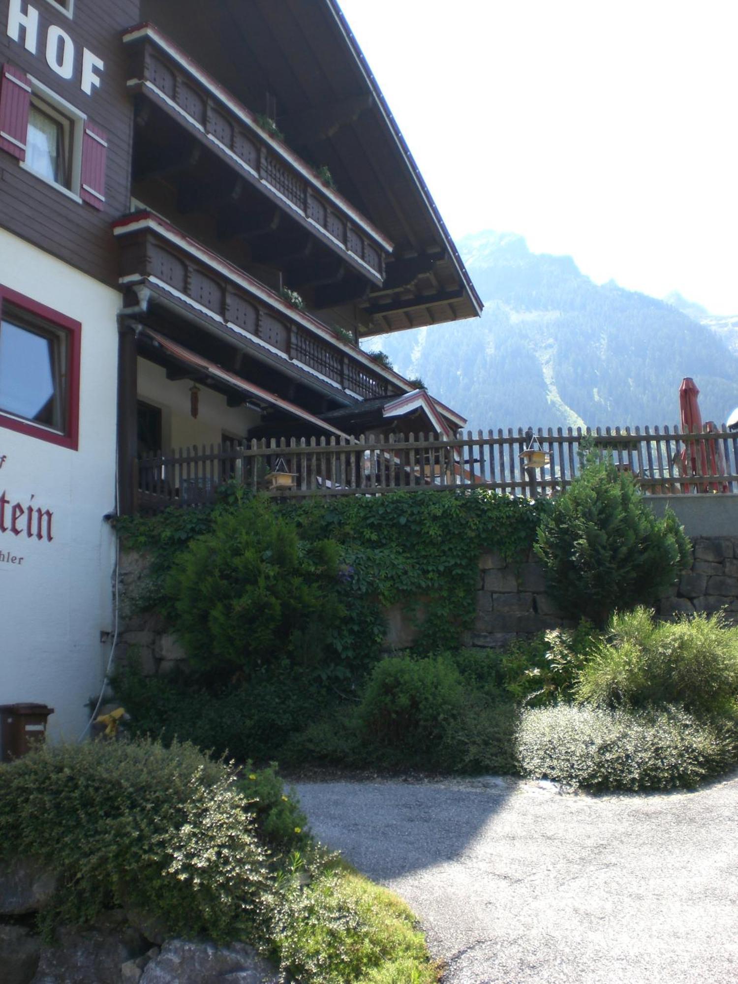 Gruppen Und Familienhof Falkenstein Hotel Кримл Екстериор снимка